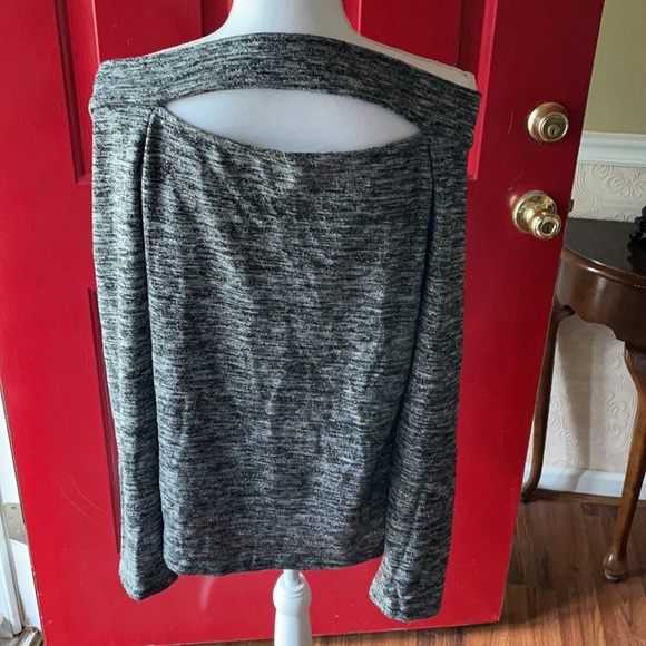 Venus off the shoulder w peek a boo breast sz1x - Picture 2 of 3